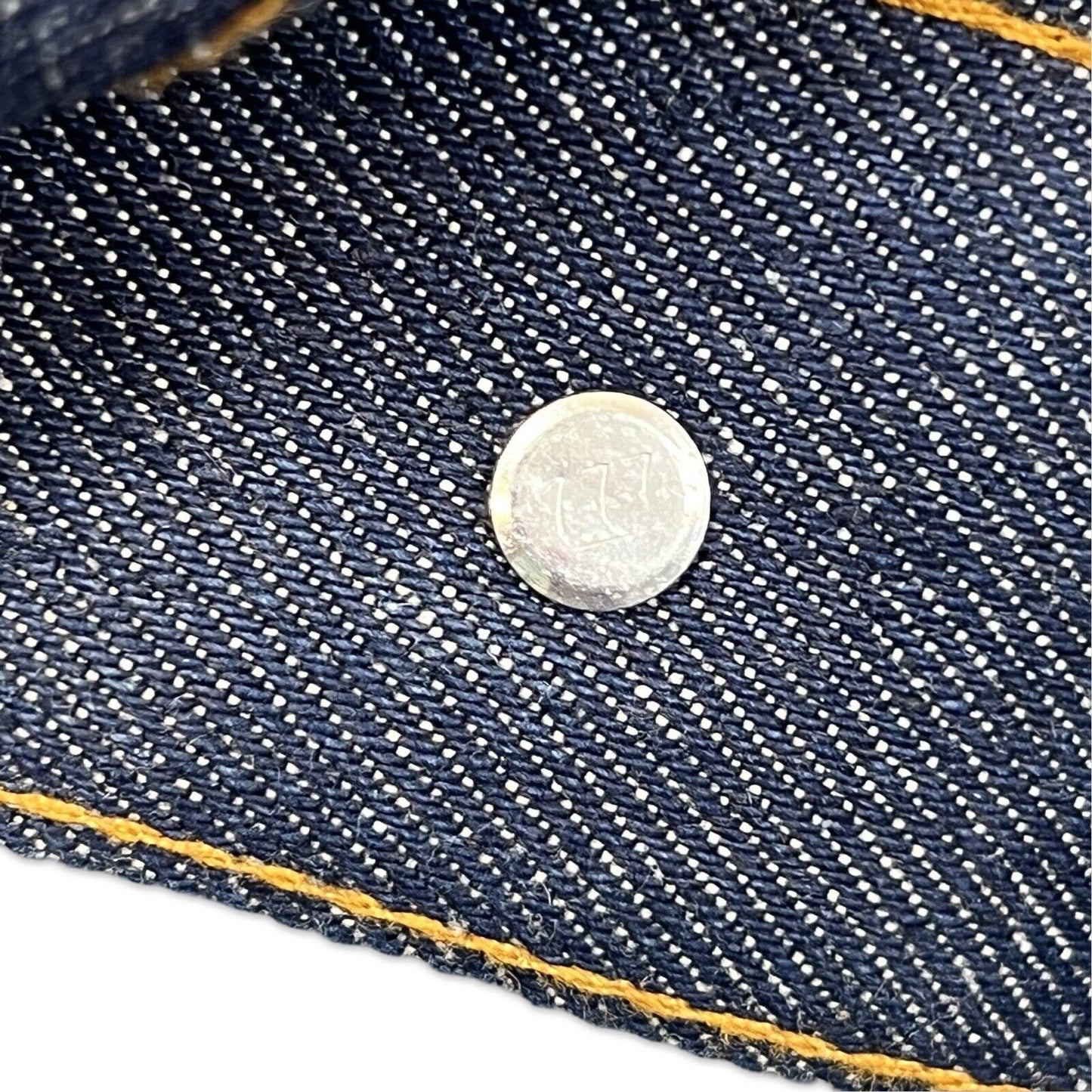 VTG DEADSTOCK 80s USA LEVIS RED TAB TYPE 3 TRUCKER DENIM JACKET 777 STAMP 34 XS