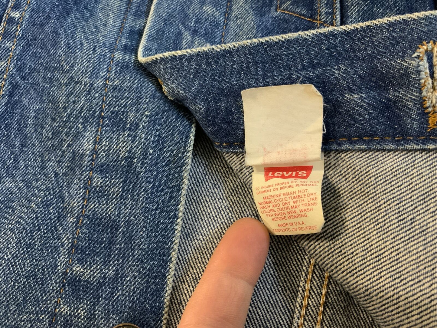 VTG 1980s USA LEVIS RED TAB TYPE 3 TRUCKER DENIM JACKET 527 STAMP 38 S
