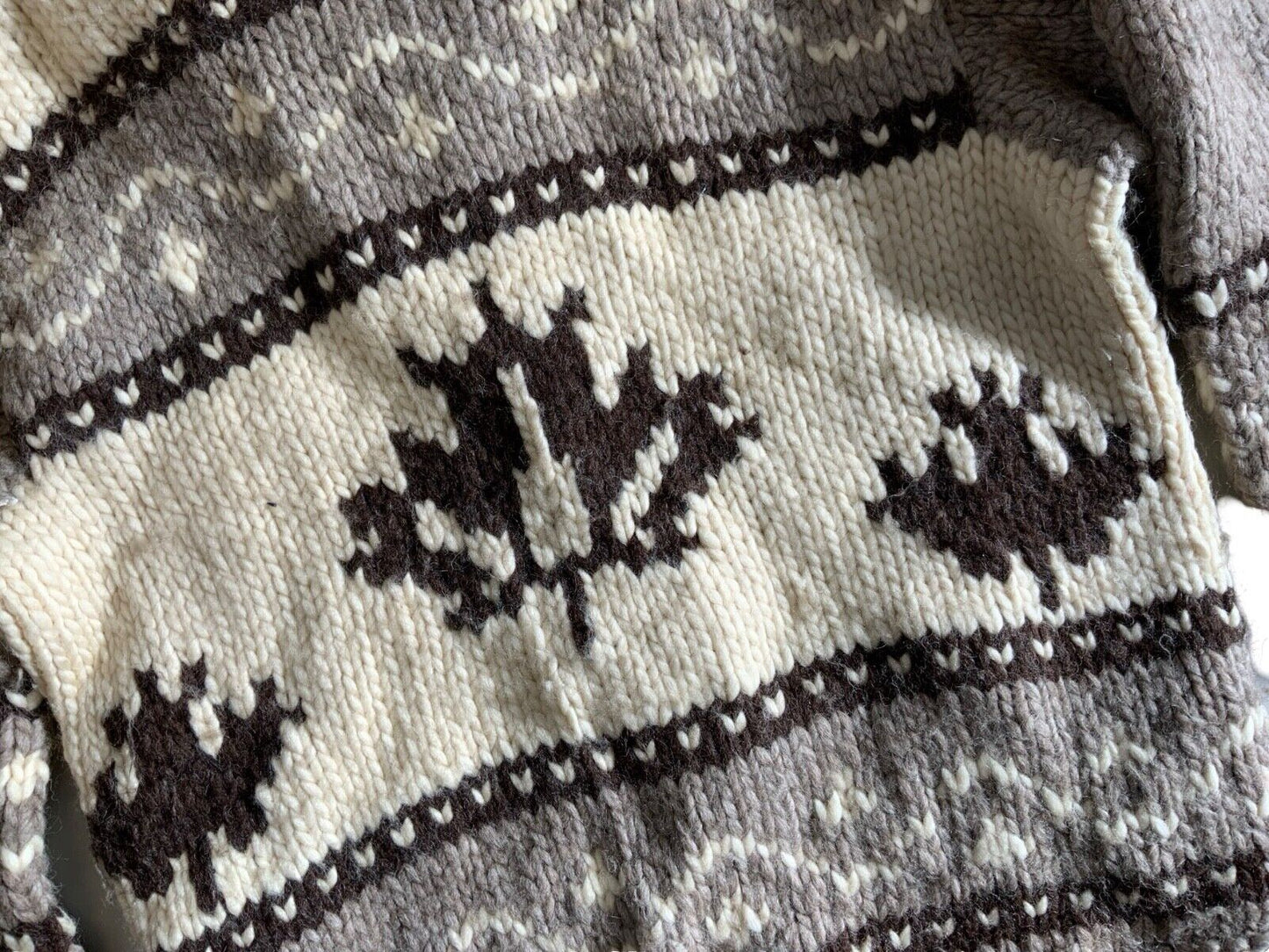 VTG NATIVE CANADIAN HAND KNIT COWICHAN CARDIGAN SALISH INDIAN ROCKABILLY L 42