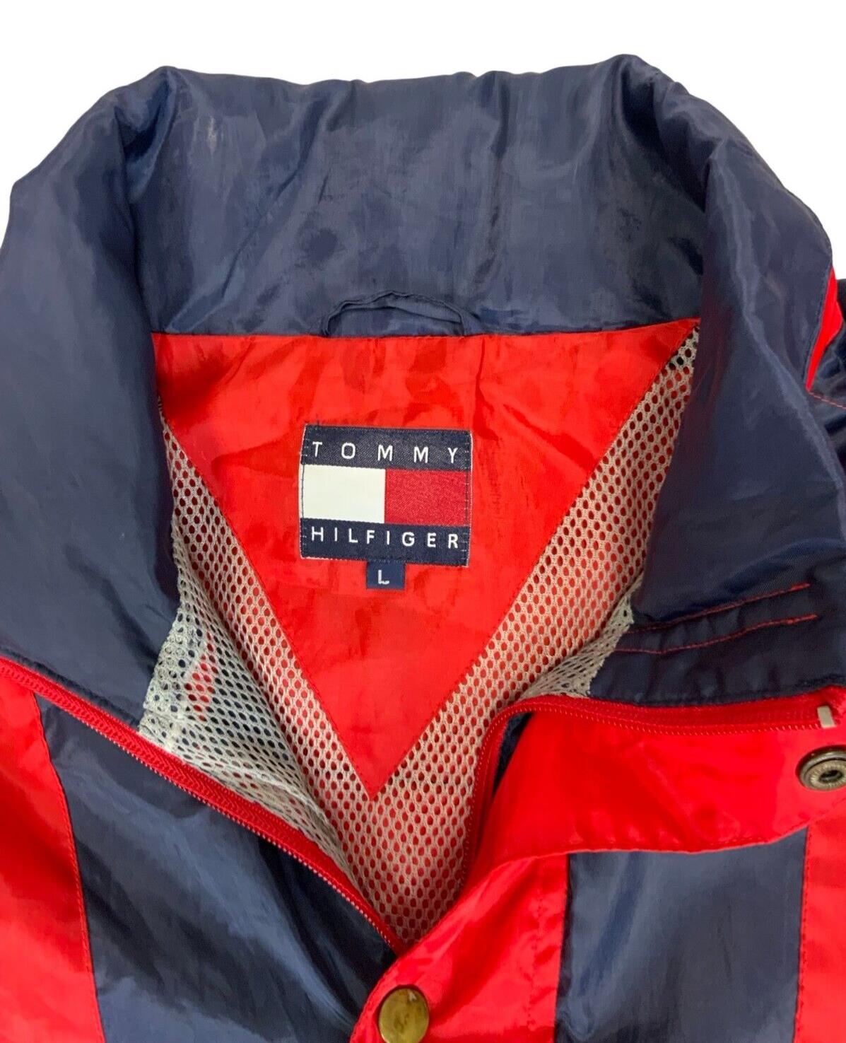 VTG 90s 00s TOMMY HILFIGER RED NAVY BLUE ANORAK WINDBREAKER SIZE L