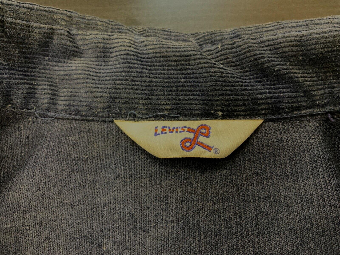 70s LEVIS BIG E BLUE TAB NAVY CORDUROY 2 POCKET DAGGER COLLAR EPAULETTES SHIRT S