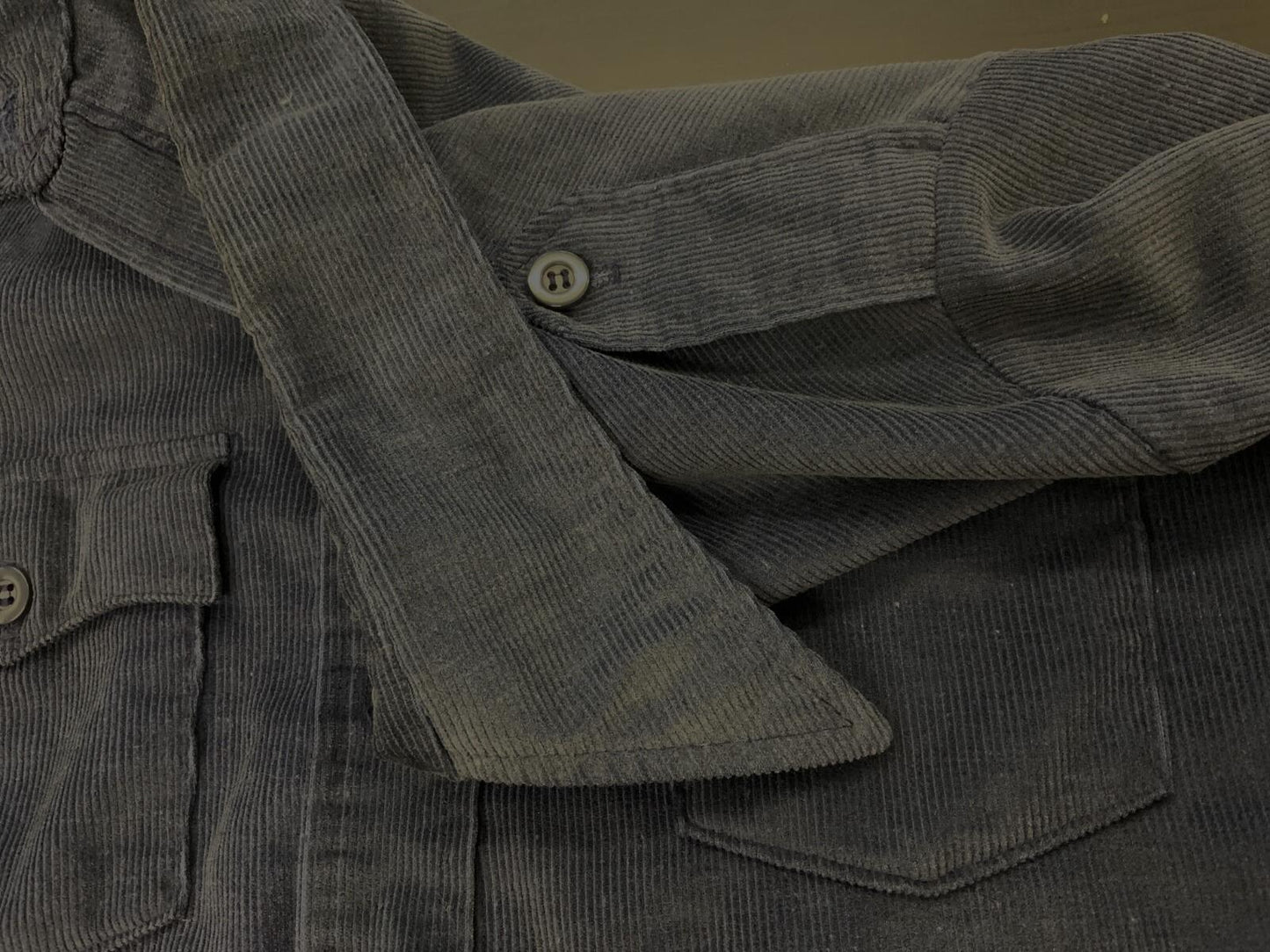 70s LEVIS BIG E BLUE TAB NAVY CORDUROY 2 POCKET DAGGER COLLAR EPAULETTES SHIRT S