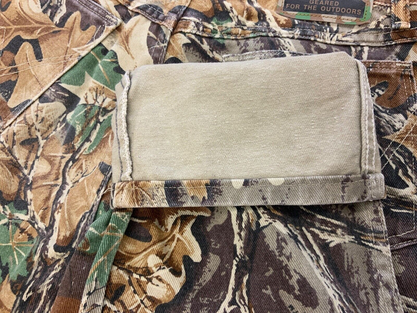 VTG USA MADE WRANGLER ADVANTAGE REAL TREE CAMOUFLAGE HUNTING JEANS 28W 32L
