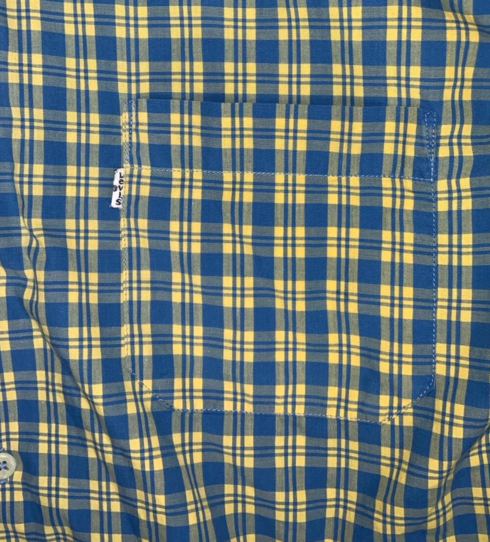 VTG 90S LEVI'S BLUE YELLOW PLAID CASUAL SHORT SLEEVED BUTTON DOWN SHIRT M 43"
