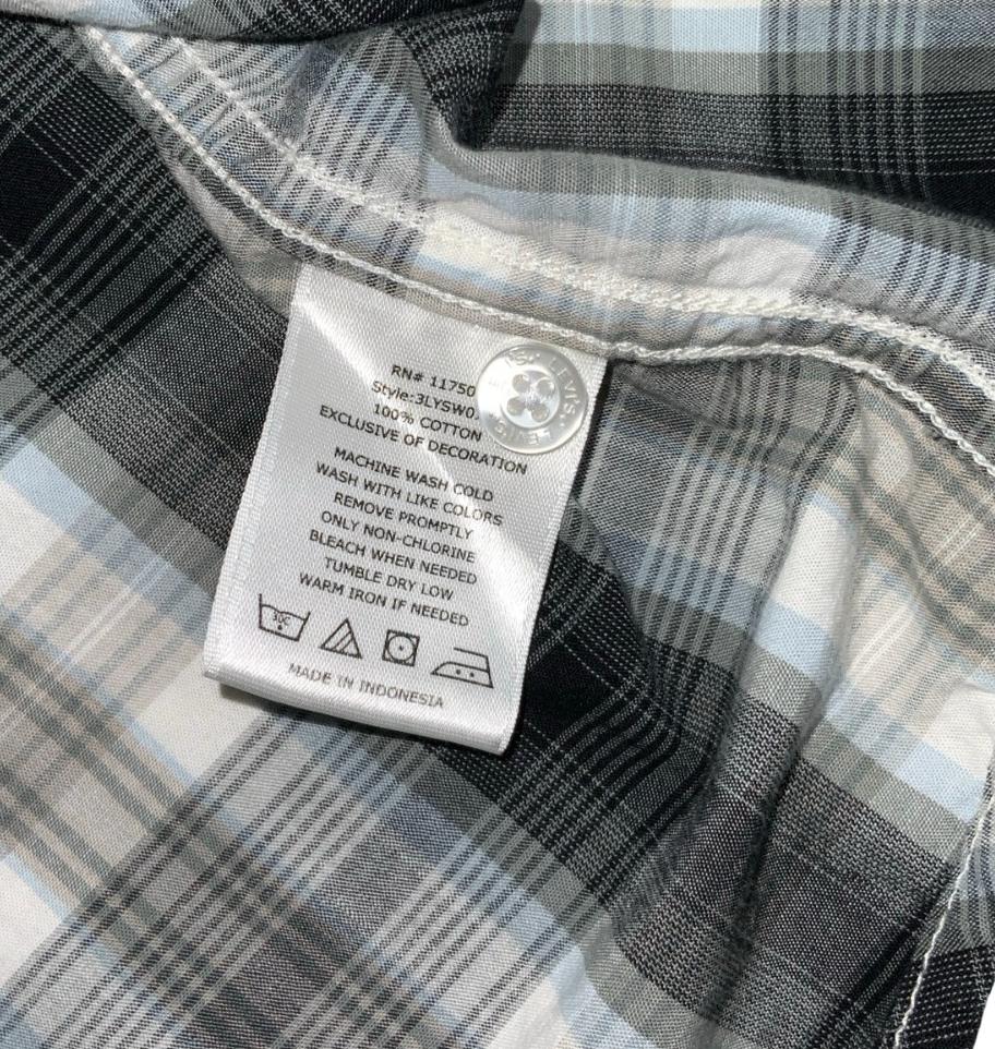 90S LEVI'S GREY BLUE WHITE STRIPE PEARL SNAP WESTERN SHIRT MEDIUM 43"