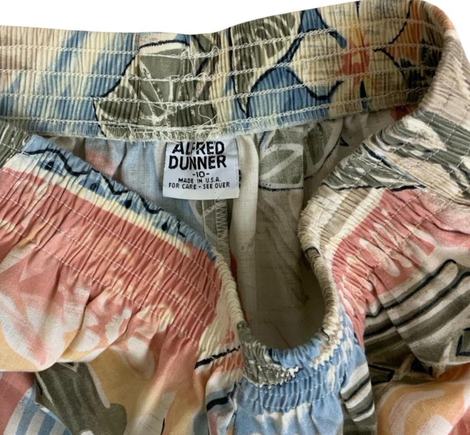 VTG 90s y2k ' ALFRED DUNNER' PASTEL GEOMETRIC HAWAIIAN BEACH SURF SHORTS S M