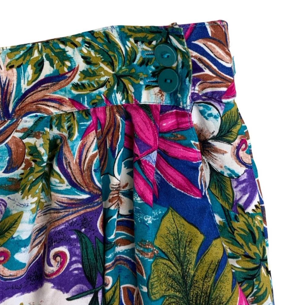 VTG 90s 'BOBBIE BROOKS' PINK PURPLE FLORAL HAWAIIAN CASUAL BEACH SHORTS
