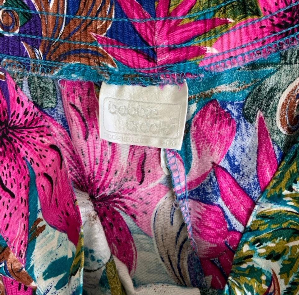 VTG 90s 'BOBBIE BROOKS' PINK PURPLE FLORAL HAWAIIAN CASUAL BEACH SHORTS