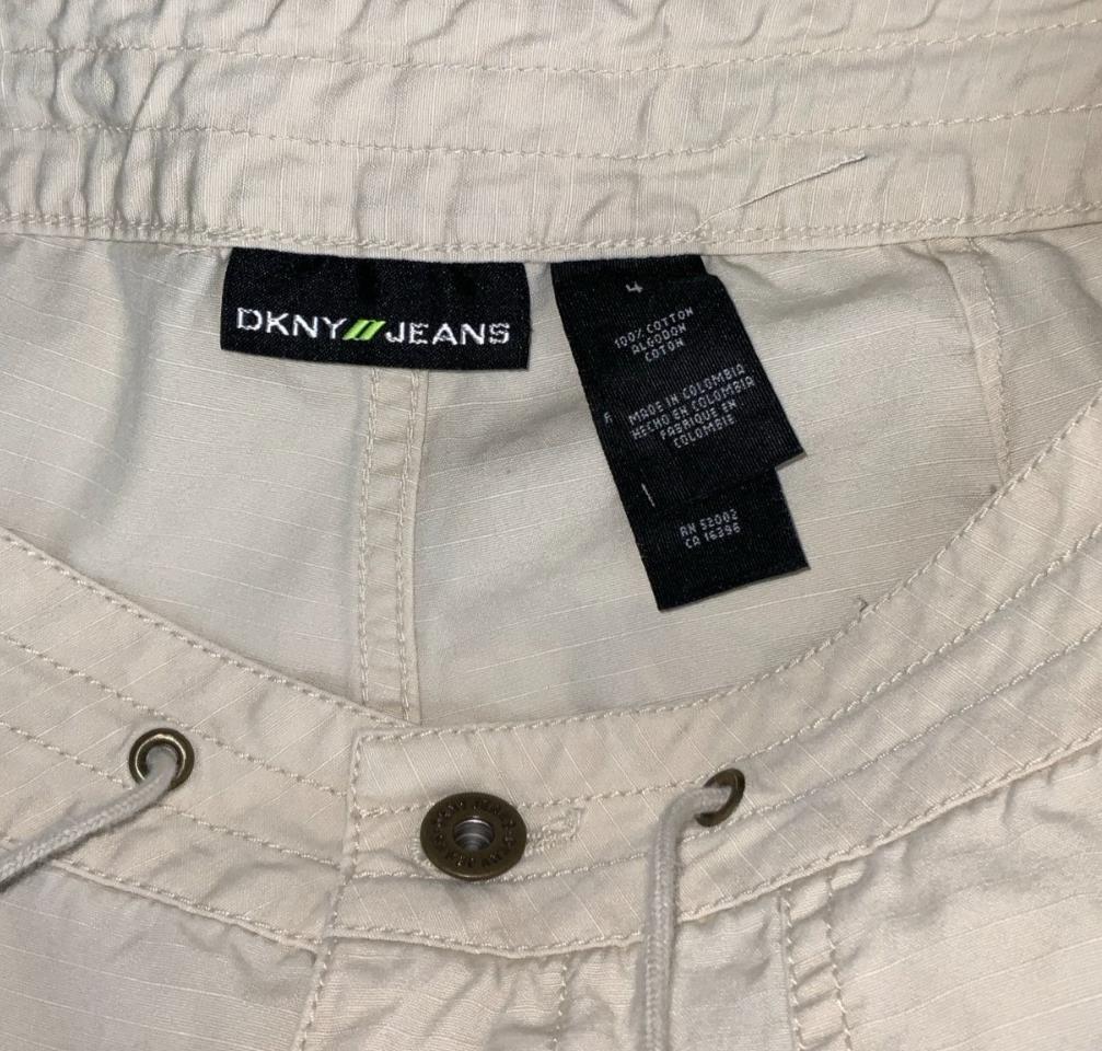 VTG 90s y2k 'DKNY JEANS' OFF-WHITE BEIGE HOT PANTS CARGO BEACH SHORT SHORTS S 10
