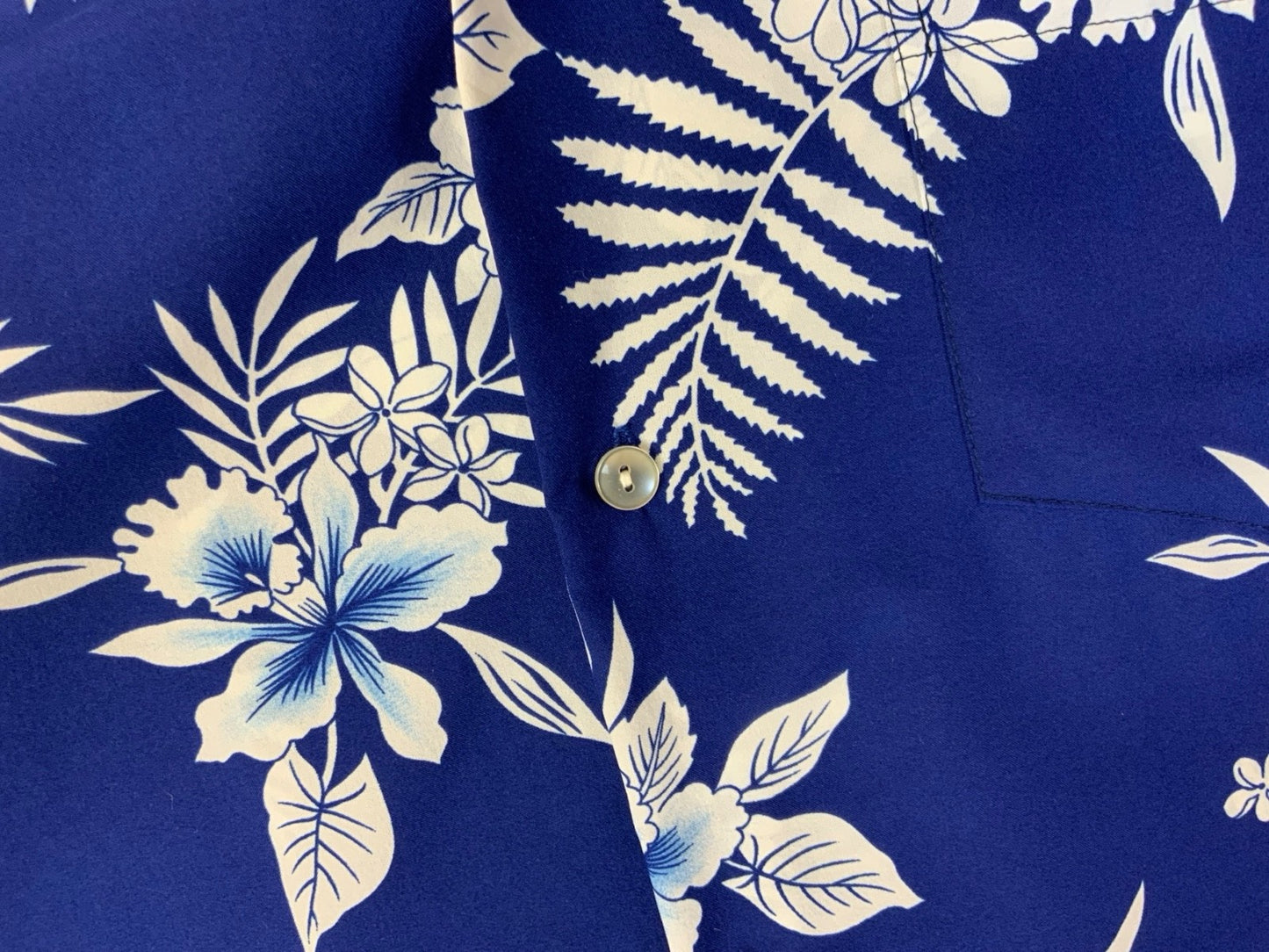 VTG ISLAND FASHIONS HAWAIIAN MADE ALOHA SHIRT POLYESTER TIKI ROCKABILLY LARGE
