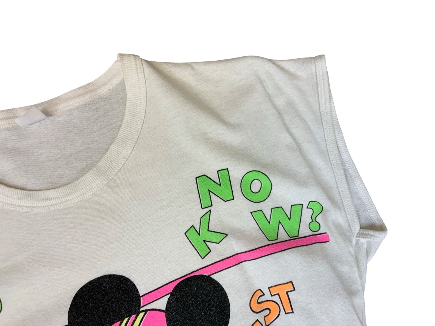 VTG 1980s DISNEY MICKEY MOUSE AMERICAN FOOTBALL WHITE T SHIRT BOLD PRINT S