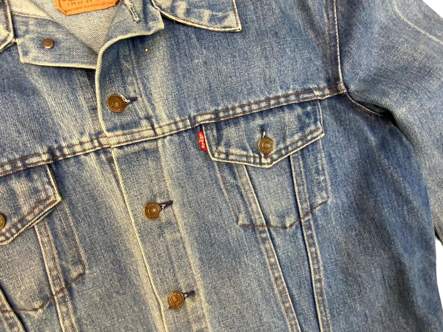 RARE VTG 1970s LEVIS TYPE 3 TRUCKER DENIM JACKET BLUE FADES XL