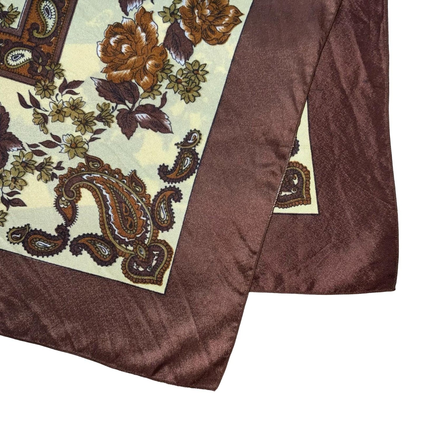 VTG BROWN BEIGE PAISLEY PATTERNED FLORAL BANDANA SQUARE SCARF