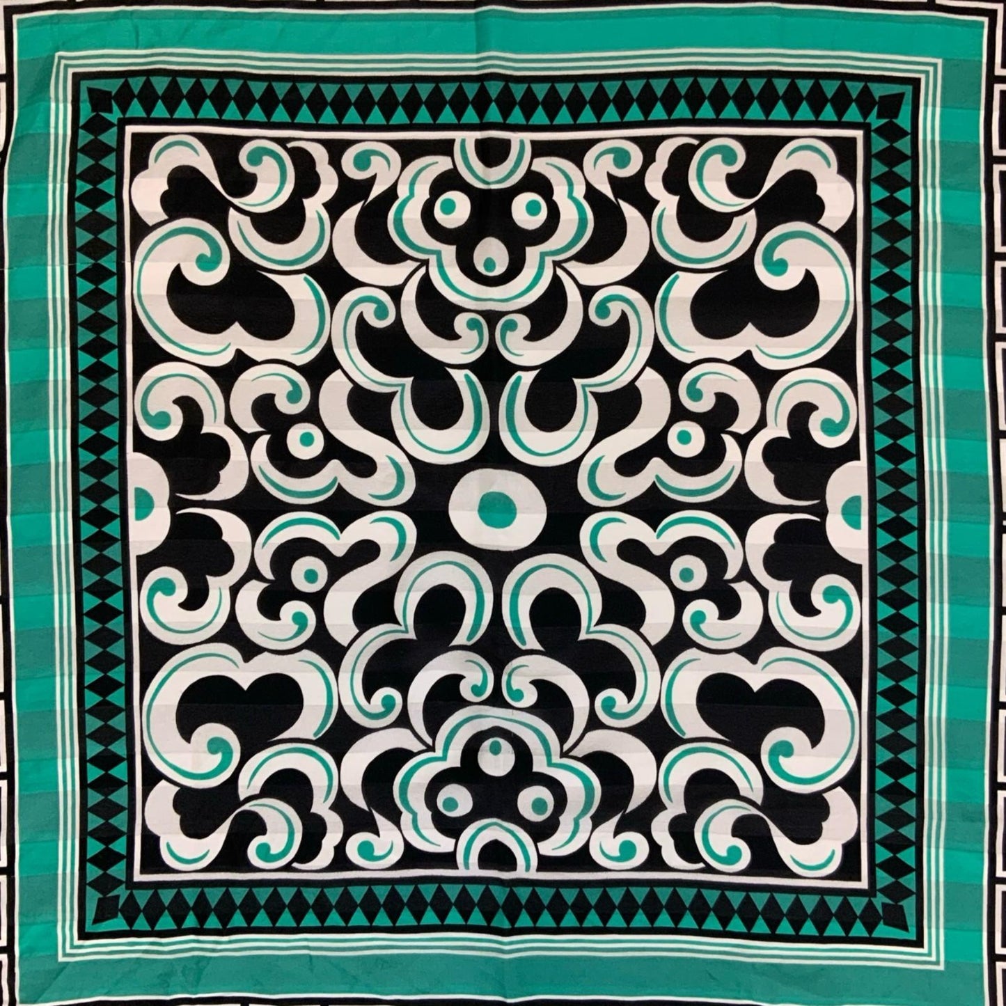 VTG TEAL GREEN WHITE BLACK INTRICATE DESIGN GREEK KEY MEANDER SQUARE SCARF