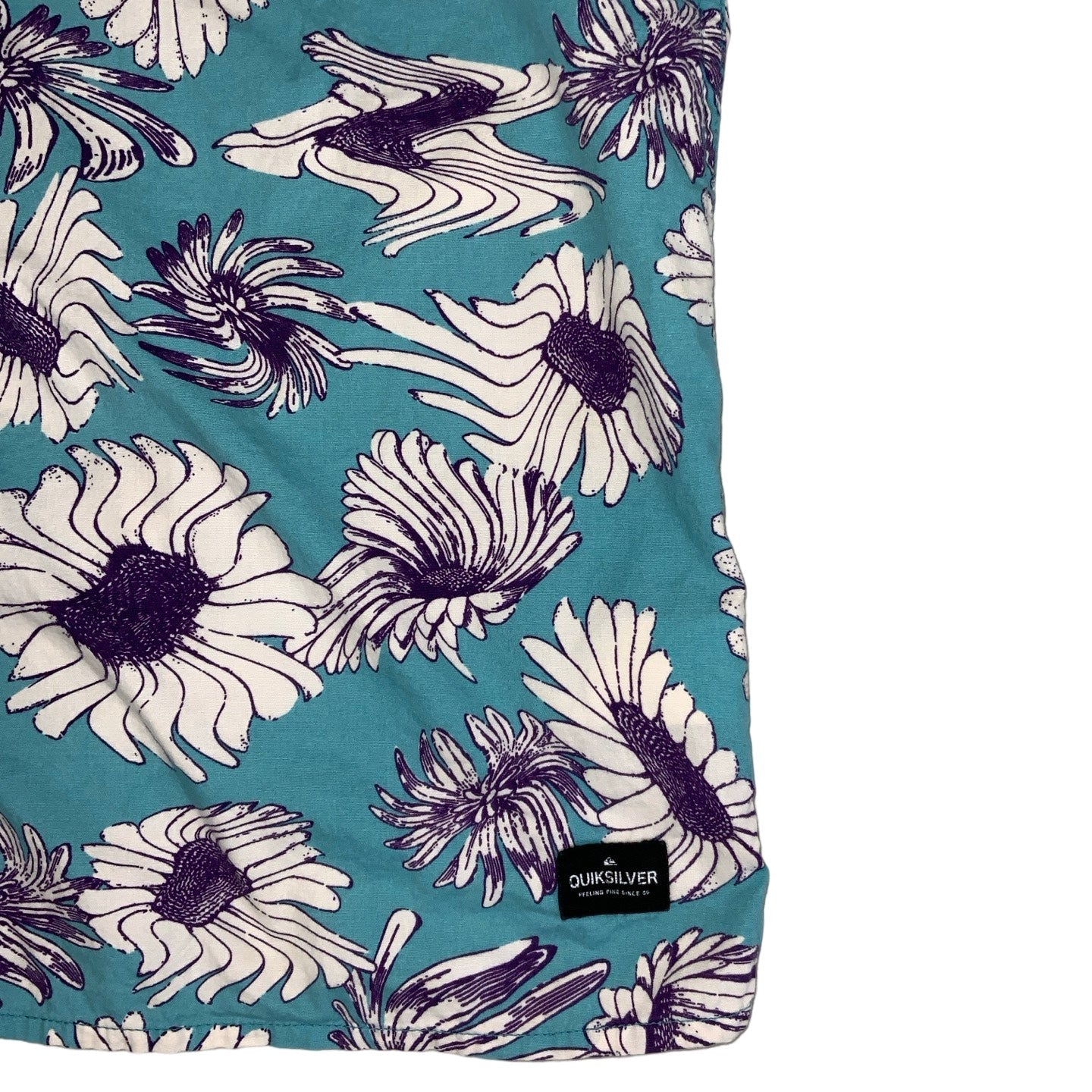 Vintage 90s 'Quicksilver' Blue Purple White Hawaiian Distorted Daisy Short Sleeved Shirt M L