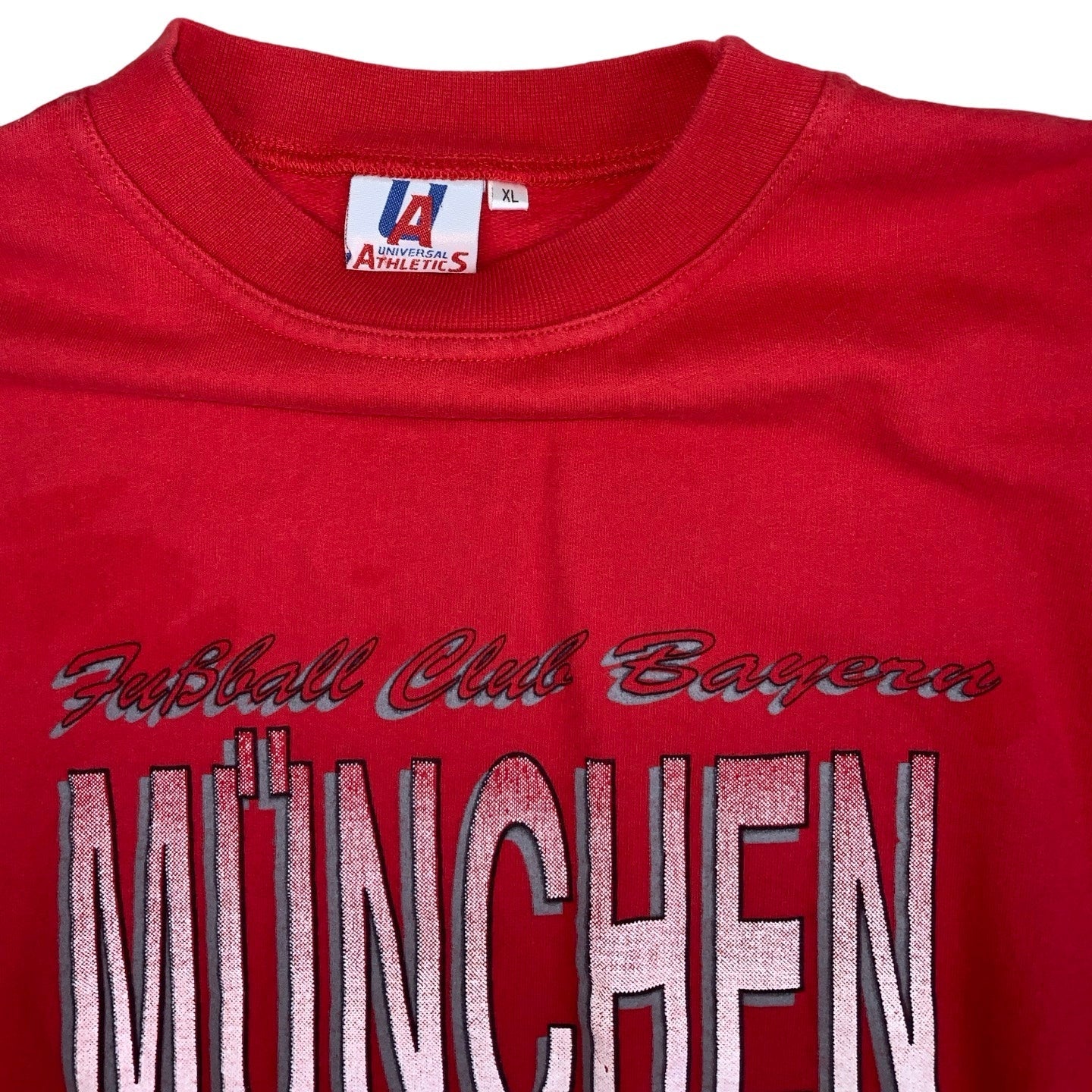 Vintage 90s 'Football Club Bayern München' Red 'Universal Athletics' Graphic Sweatshirt M L