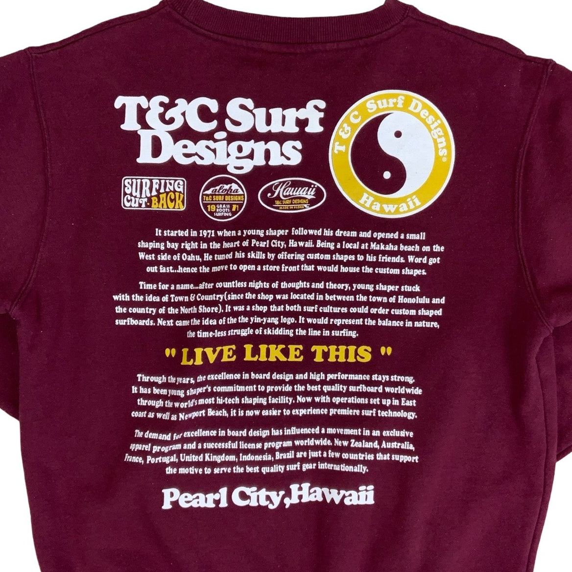 Vintage 90s 'Town & City Surf Design' Burgundy Spell-Out Sweatshirt S M