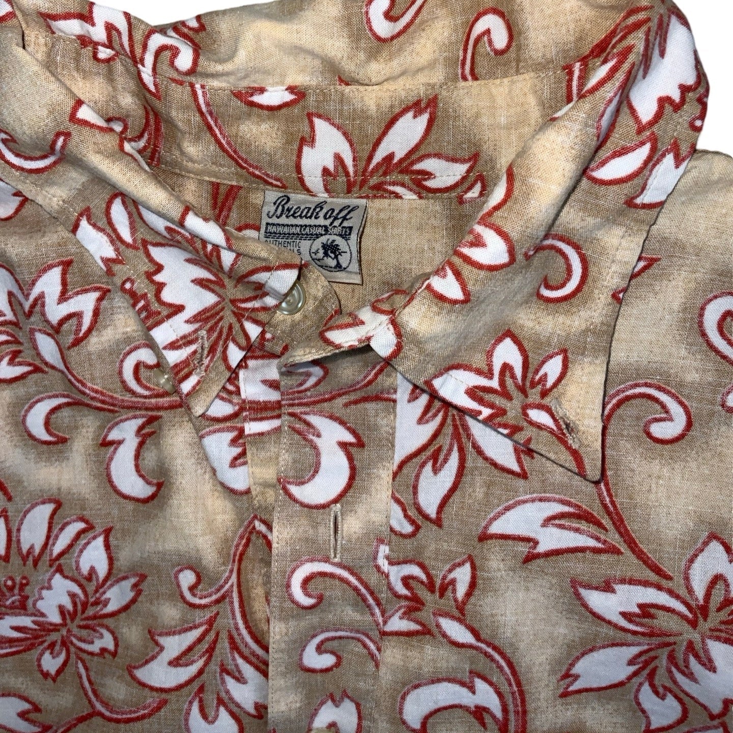 Vintage 'Break Off' Brown Red White Hawaiian Floral Short Sleeved Shirt M