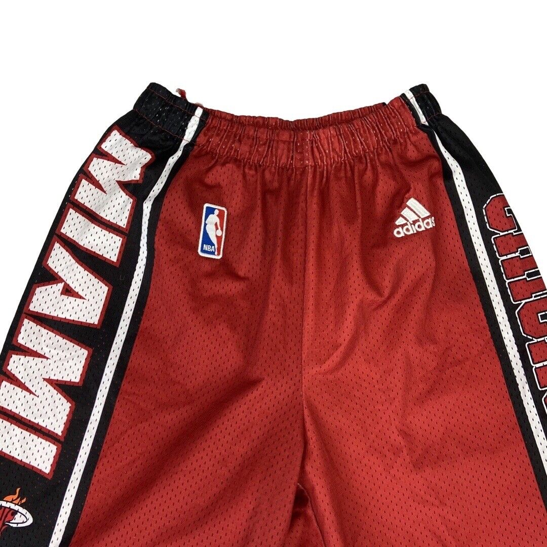 Vintage 90s Adidas Miami Heat x Chicago Bulls NBA Mesh Basketball Shorts Large