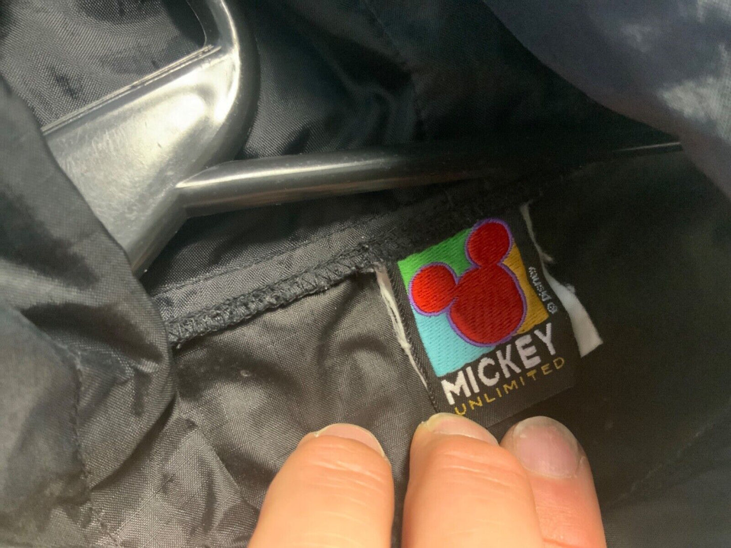 DISNEY MICKEY UNLIMITED MICKEY MOUSE RIPSTOP NYLON WINDBREAKER JACKET 40” M