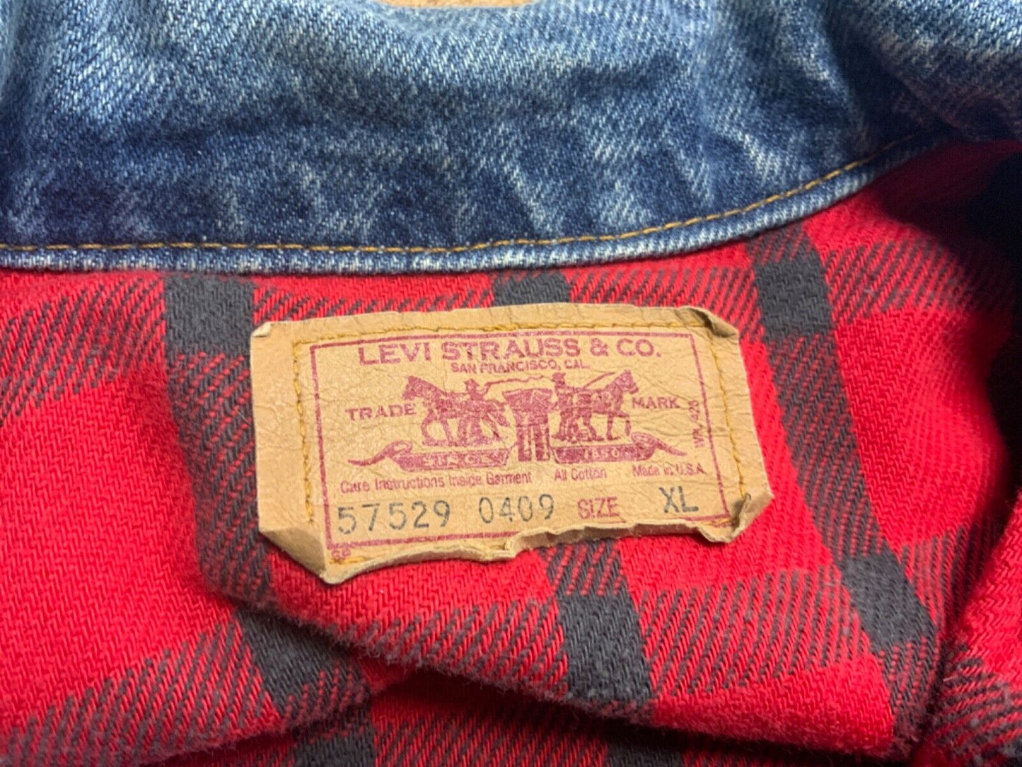 VTG 80s USA LEVIS RED TAB PLAID FLANNEL LINED TYPE 3 DENIM TRUCKER JACKET 38” S