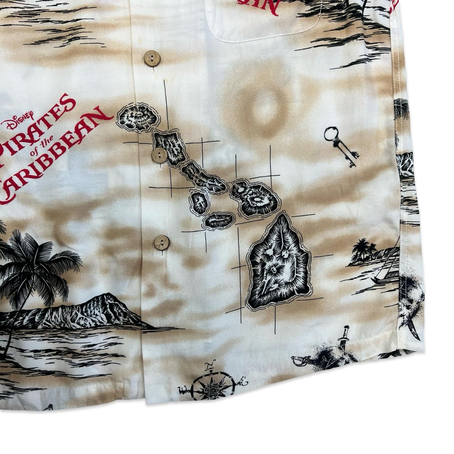 GENUINE RARE COLLECTIBLE DISNEY PIRATES OF CARIBBEAN HAWAIIAN ALOHA SHIRT S 36”