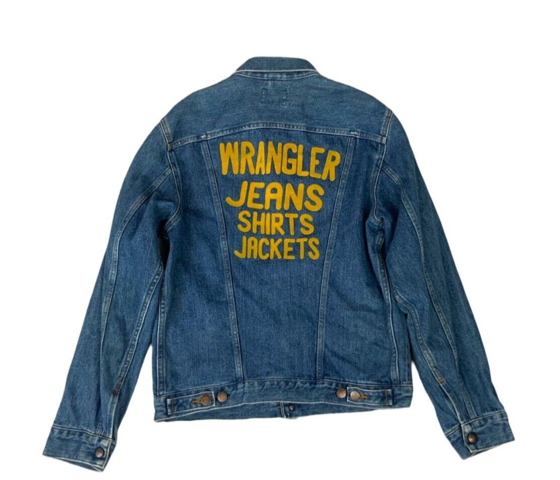 VTG WRANGLER REAR FELT LOGO 4 POCKET DENIM WESTERN JACKET COWBOY RODEO S 38”