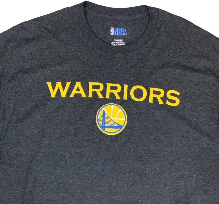 NBA WARRIORS SPELL-OUT GREY GRAPHIC TEE MEDIUM LARGE