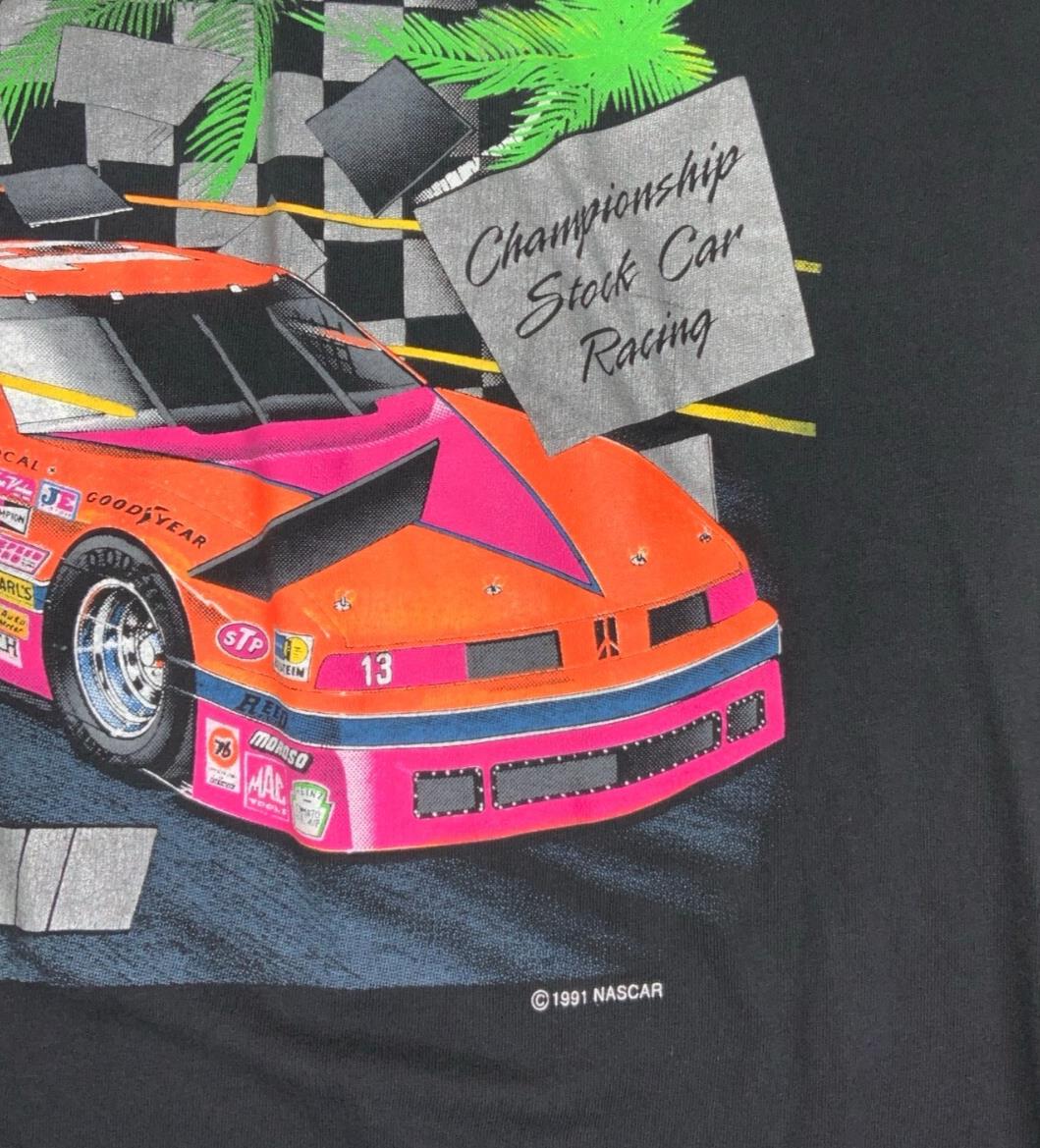 VTG 1991 BLACK NASCAR NO. 13 RACE CAR SLEEVELESS GRAPHIC TEE MEDIUM