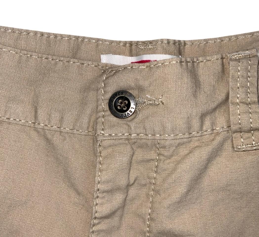 VTG 90s y2k 'LEVI'S' BEIGE CARGO RED TAB HIKING BEACH SUMMER MIDI SHORTS S
