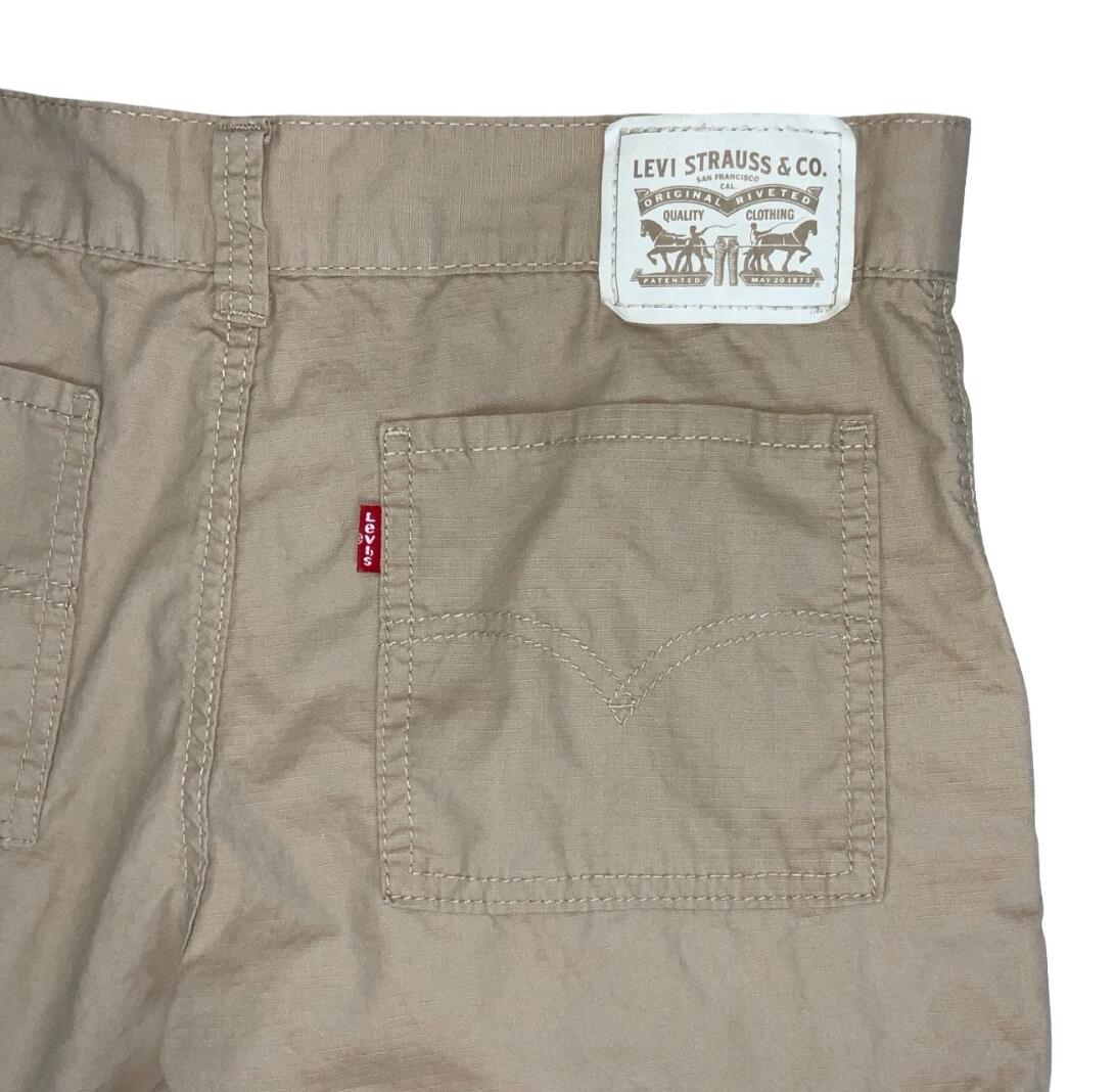VTG 90s y2k 'LEVI'S' BEIGE CARGO RED TAB HIKING BEACH SUMMER MIDI SHORTS S