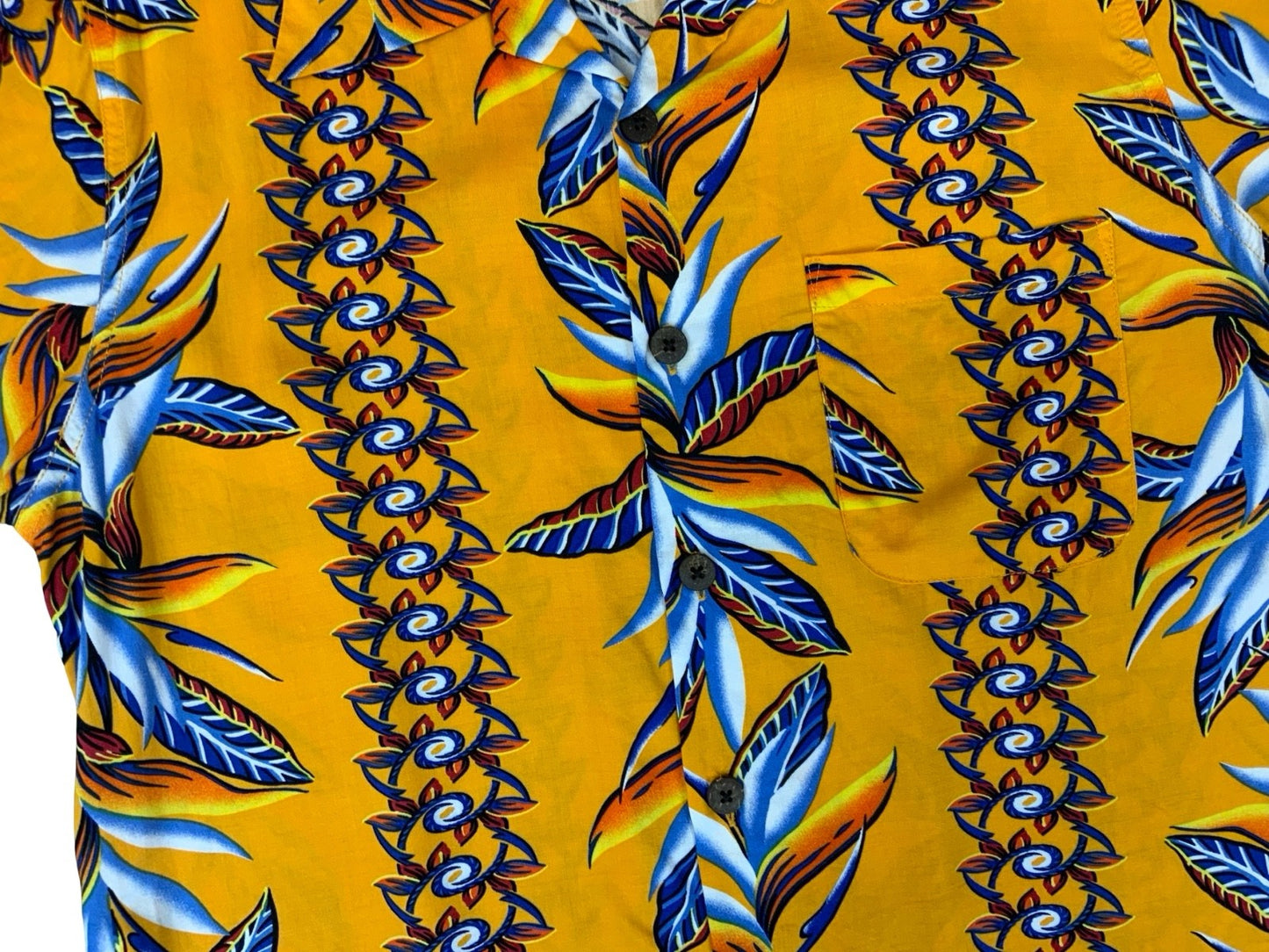 VTG HAWAIIAN HISTORY BOOK HAWAIIAN MADE ALOHA SHIRT COTTON TIKI ROCKABILLY M