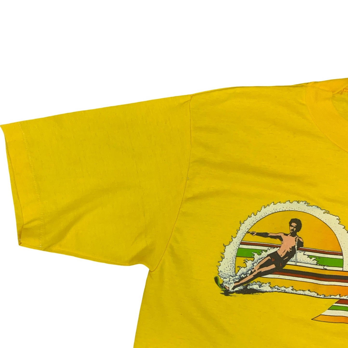 VTG 90S SPORTSWEAR WATER SKIING YELLOW SINGLE STITCH GRAPHIC TEE EXTRA LARGE XL
