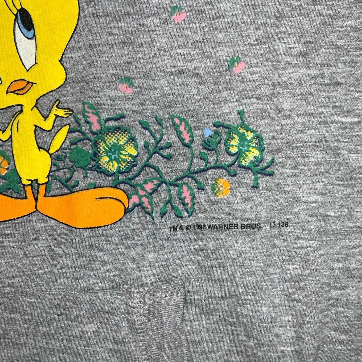VTG 90s 'NOVEL TEEZ DESIGNS' GREY TWEETY BIRD WARNER BROS GRAPHIC SWEATSHIRT XL