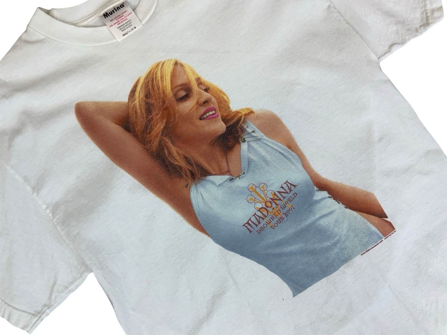 VTG Y2K 2001 MADONNA LICENSED DROWNED WORLD TOUR BAND T SHIRT WHITE USA MADE M