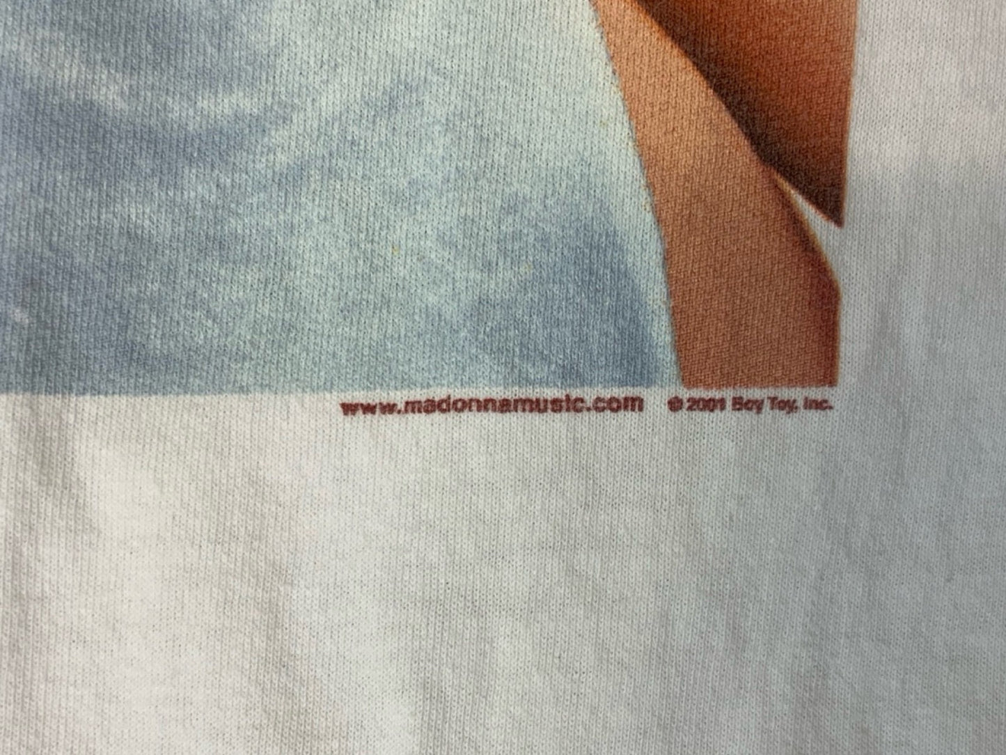 VTG Y2K 2001 MADONNA LICENSED DROWNED WORLD TOUR BAND T SHIRT WHITE USA MADE M
