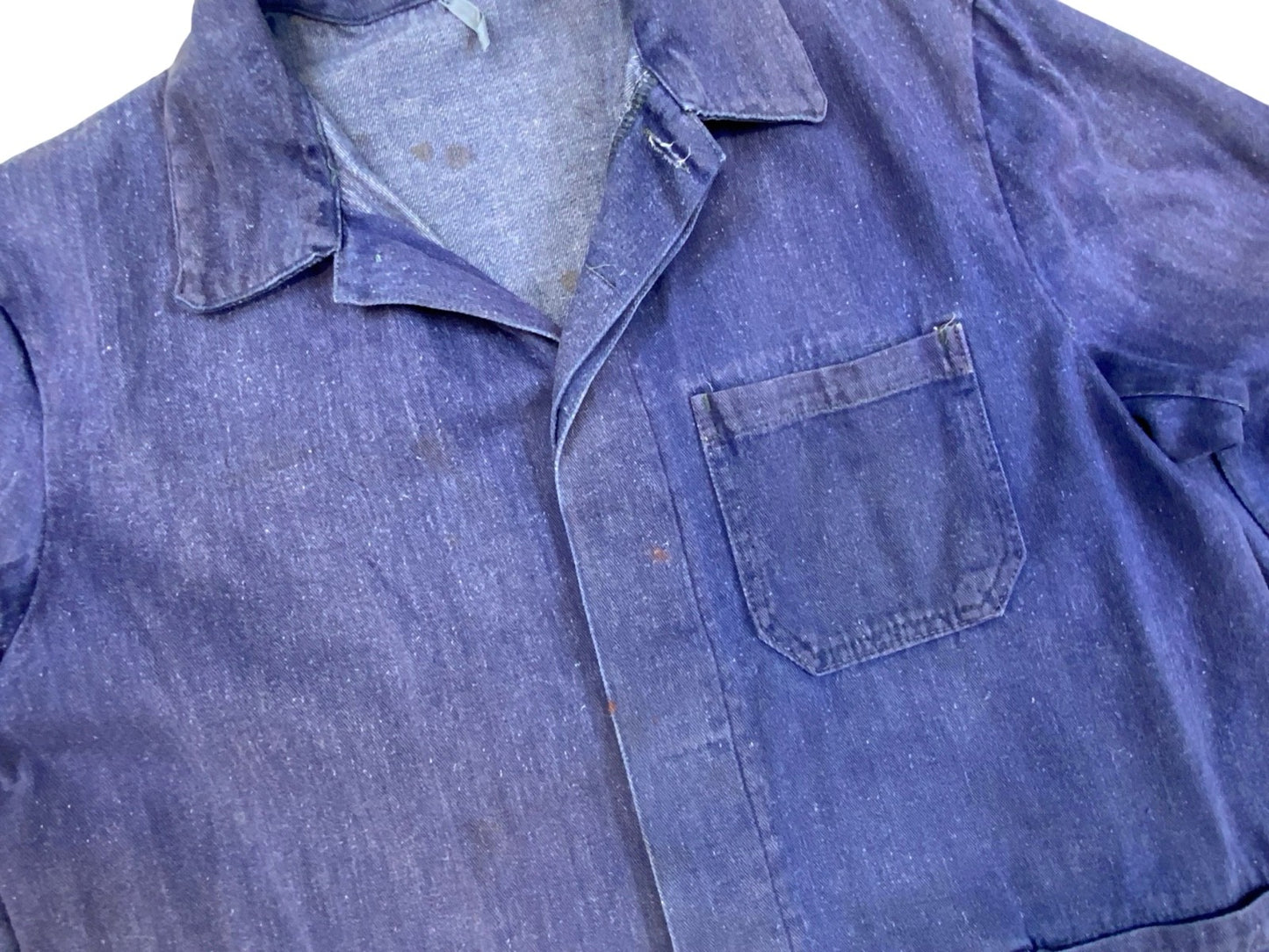 VTG DISTRESSED & FADED DENIM EU FRENCH WORKWEAR CHORE JACKET INDIGO M