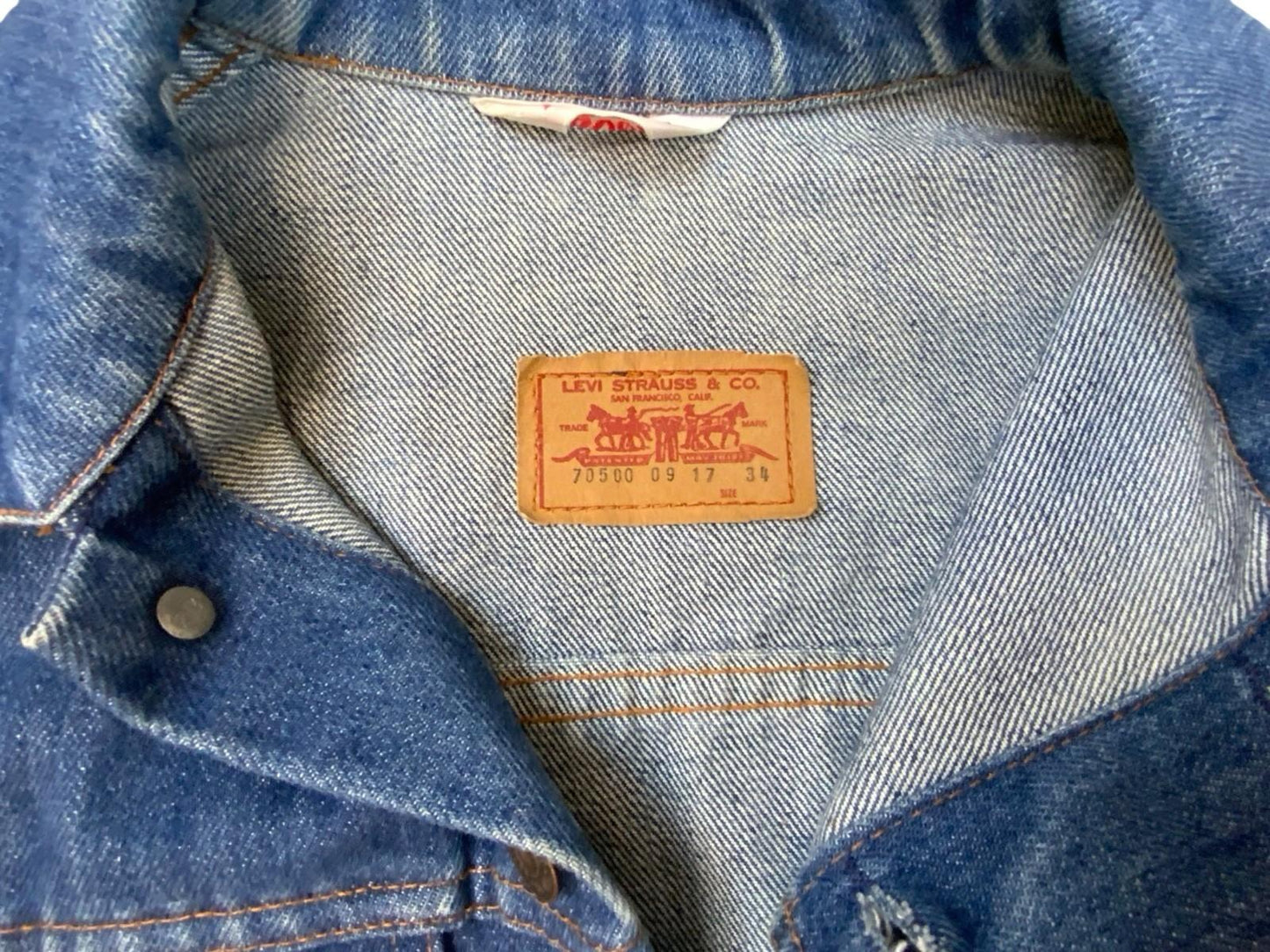 VTG 70s LEVIS TYPE 3 TRUCKER DENIM JACKET DARK BLUE LOVELY WEAR & WHISKERING XS