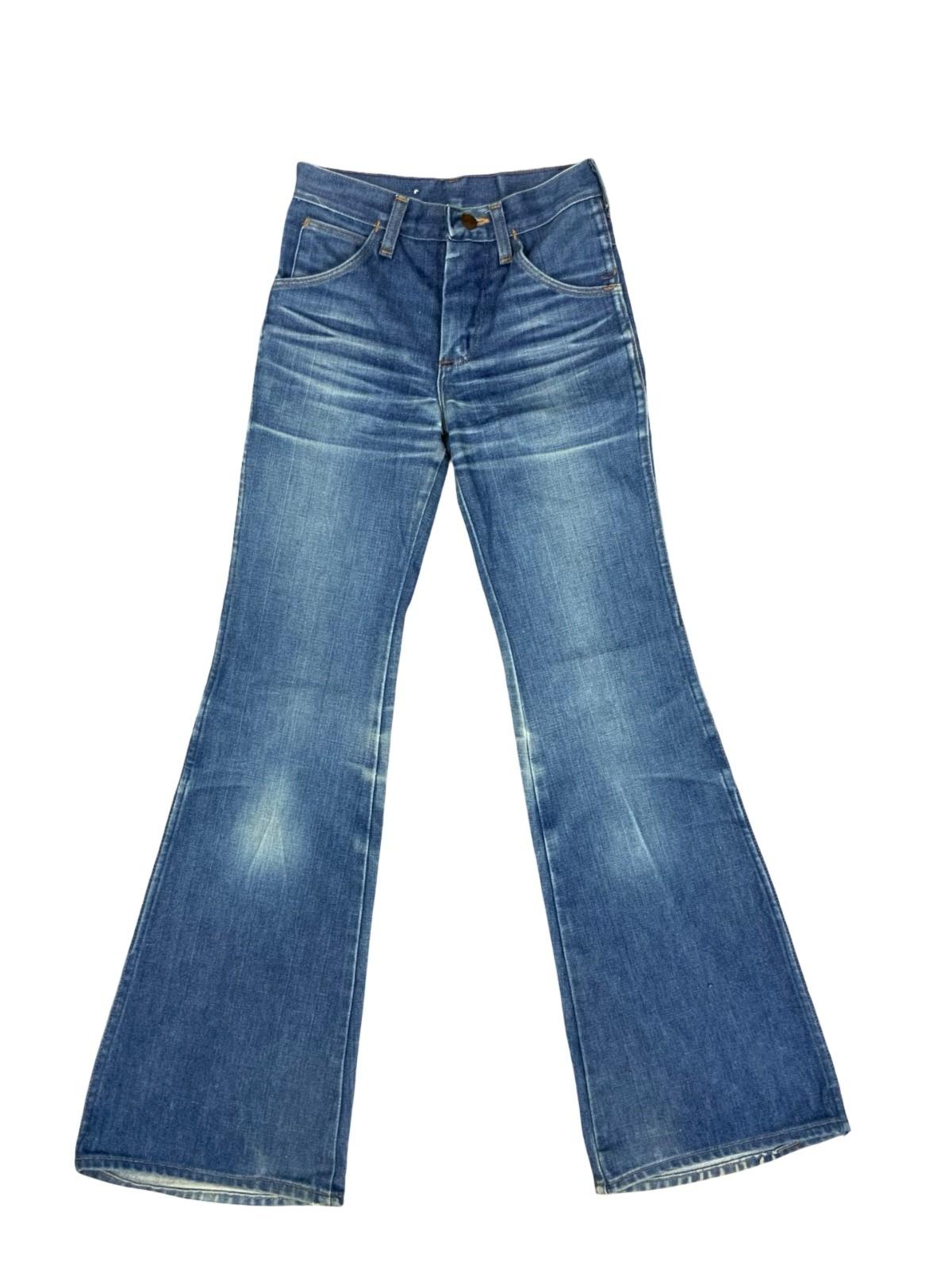VTG 70s WRANGLER BLUEBELL FLARED JEANS FLARES FADES & WHISKERING 24”W 32”L