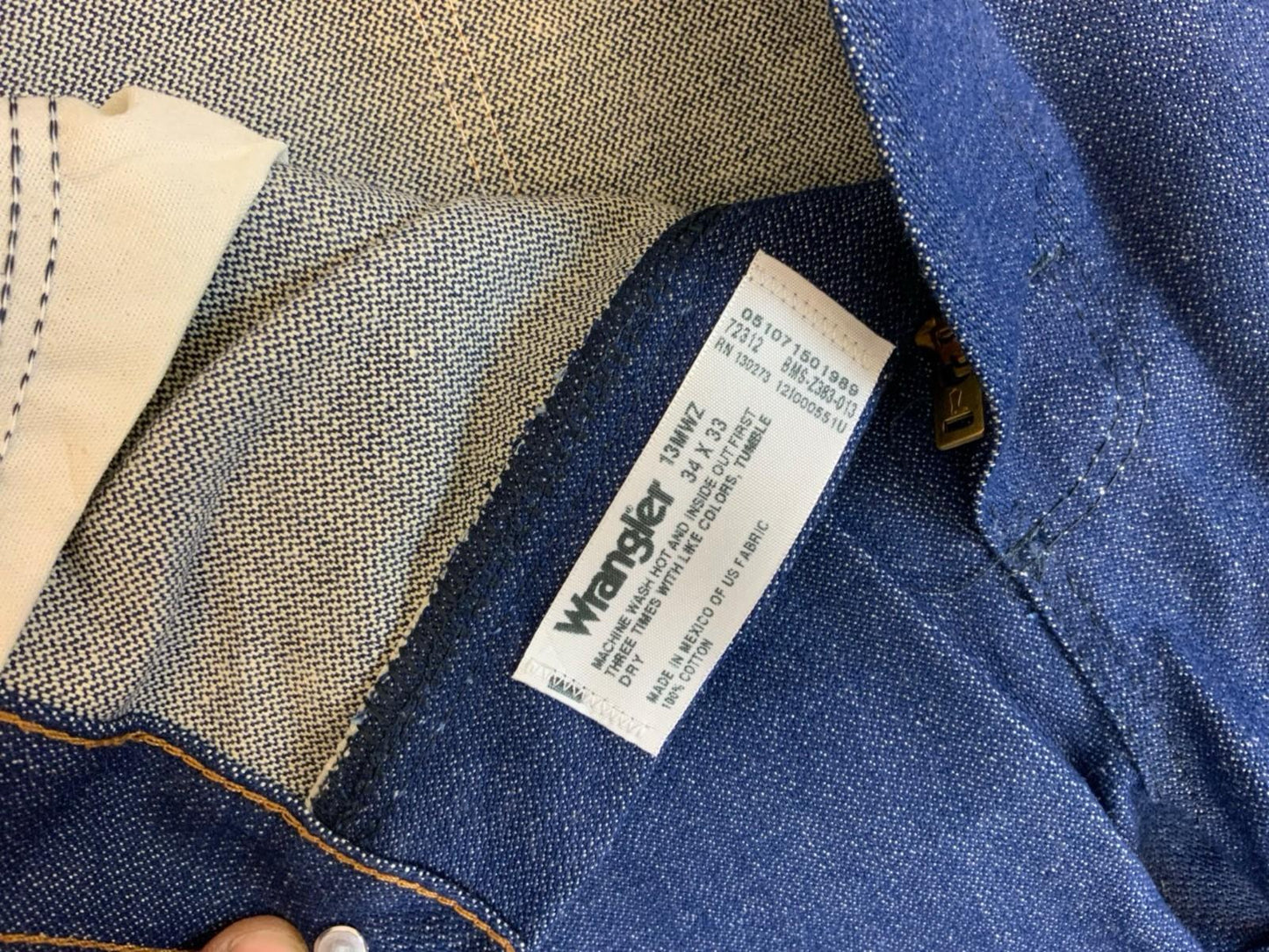 VTG UNWORN DEADSTOCK WRANGLER PRO RODEO THE OFFICIAL COMPETITION JEANS 34W 34L