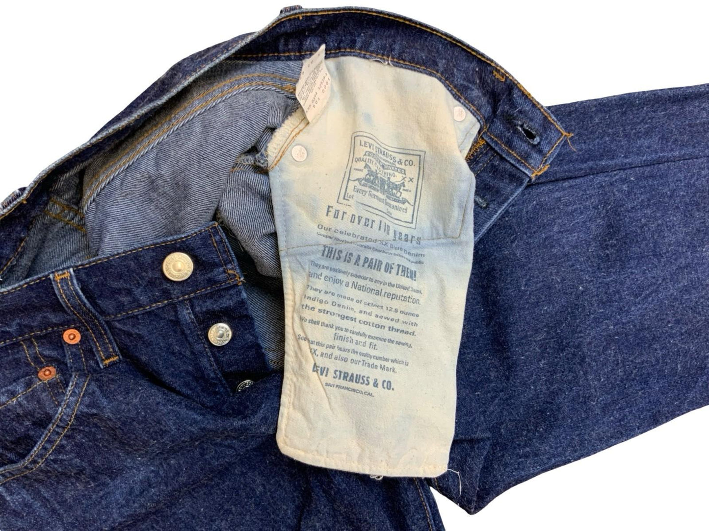 VTG 1990s RARE USA LEVIS 555 VALENCIA ST 501 SELVEDGE REWORKED SLIM LEG 28W 33L