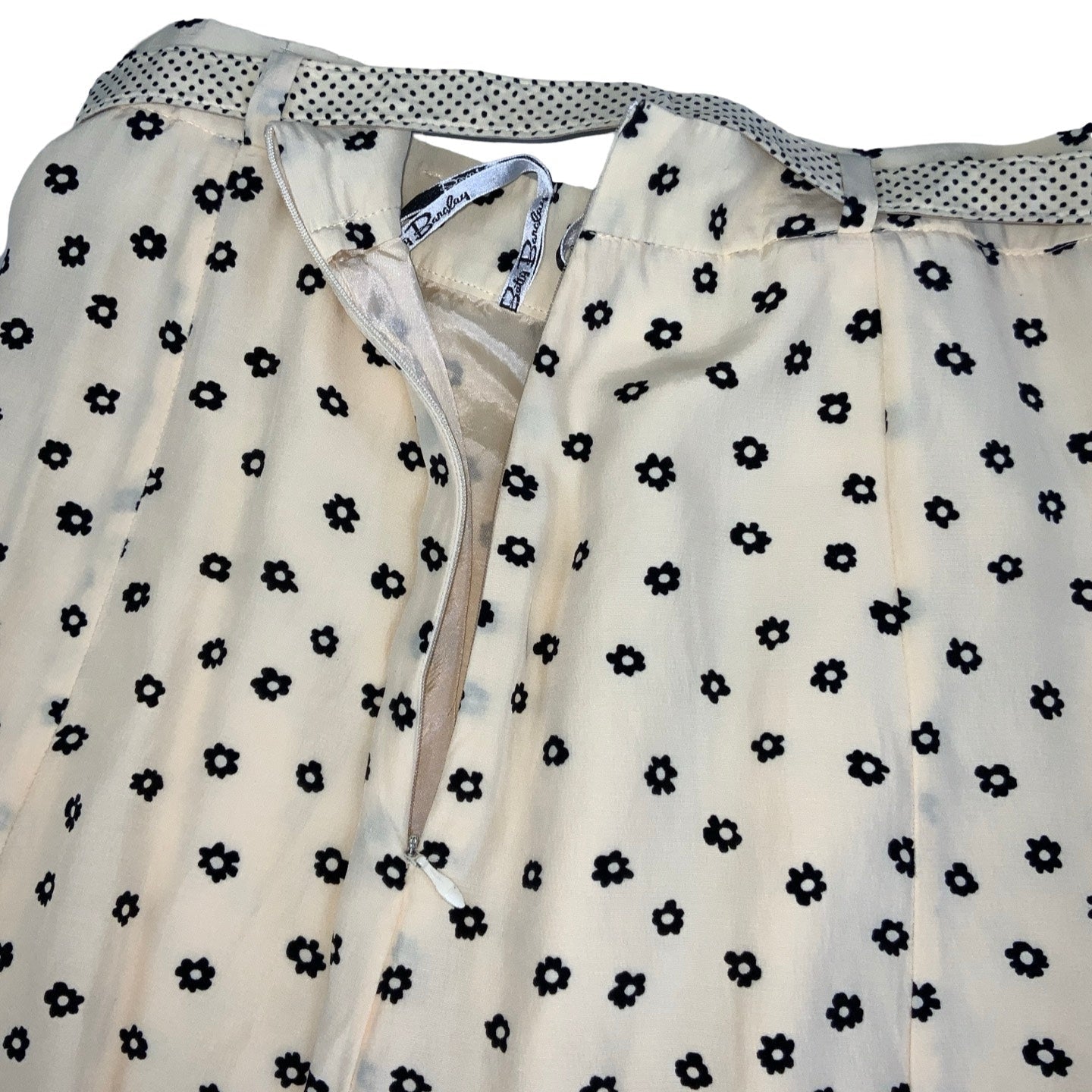 Vintage 90s ‘Betty Barclay’ Cream Black Floral Midi Skirt 8 10