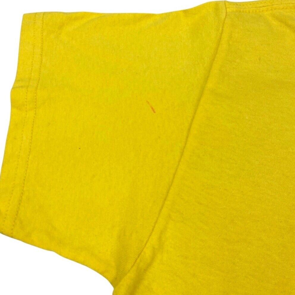 Vintage Y2K Yellow Camel Graphic T-shirt M