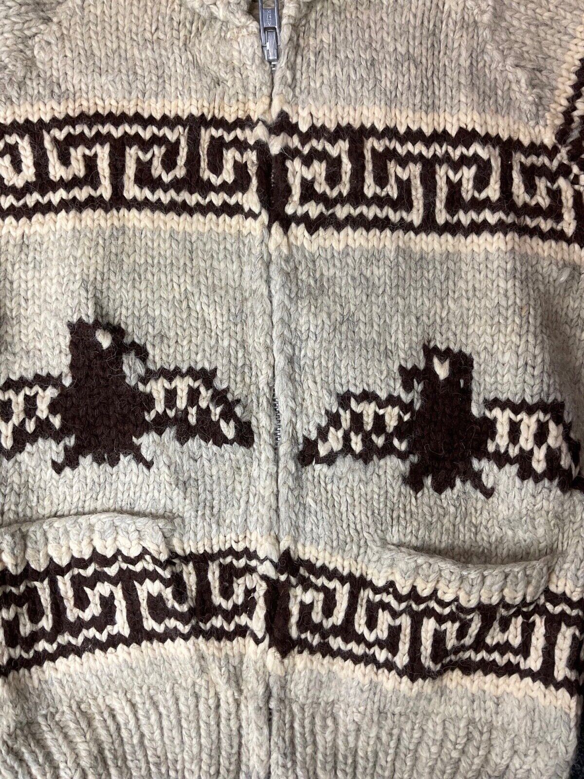 VTG DEADSTOCK WOOL COWICHAN CARDIGAN NATIVE CANADIAN KNIT ROCKABILLY 42” (38) S
