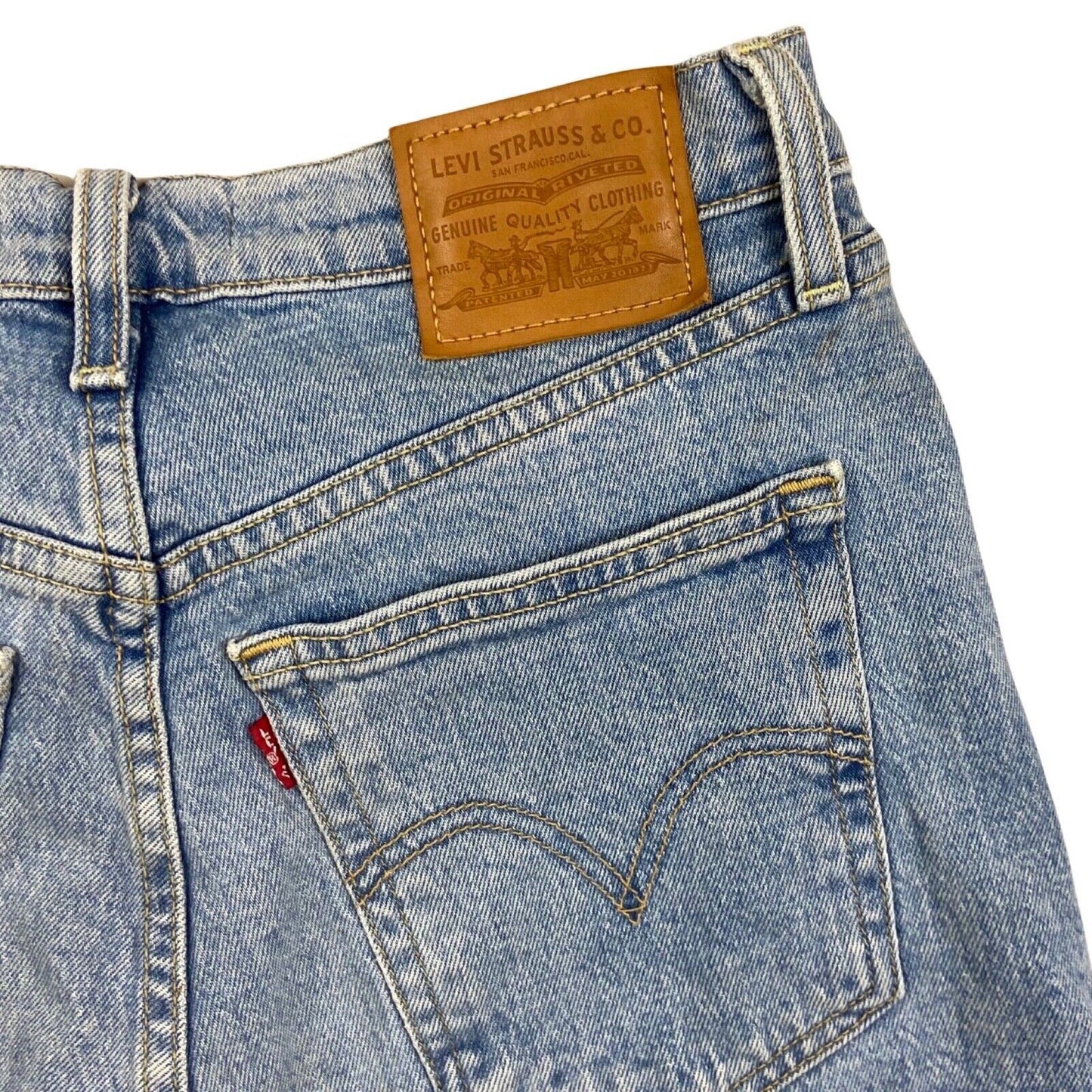 LEVIS PREMIUM RIBCAGE STRAIGHT BIG E RED TAB PREMIUM DENIM JEANS 28L 28L