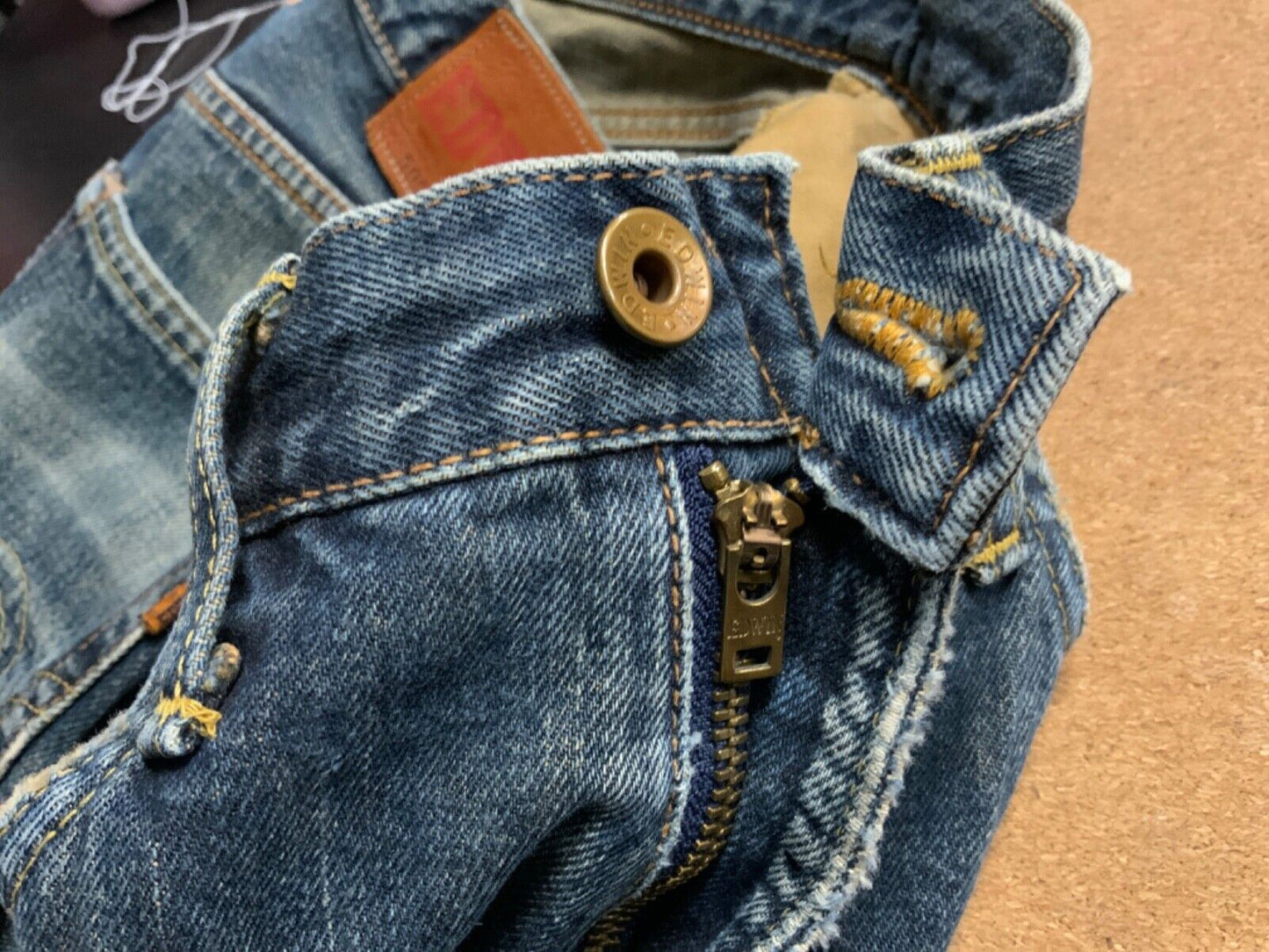 VTG STYLE EDWIN 505X JAPANESE REDLINE SELVEDGE DISTRESSED JEANS 29” W 32”L
