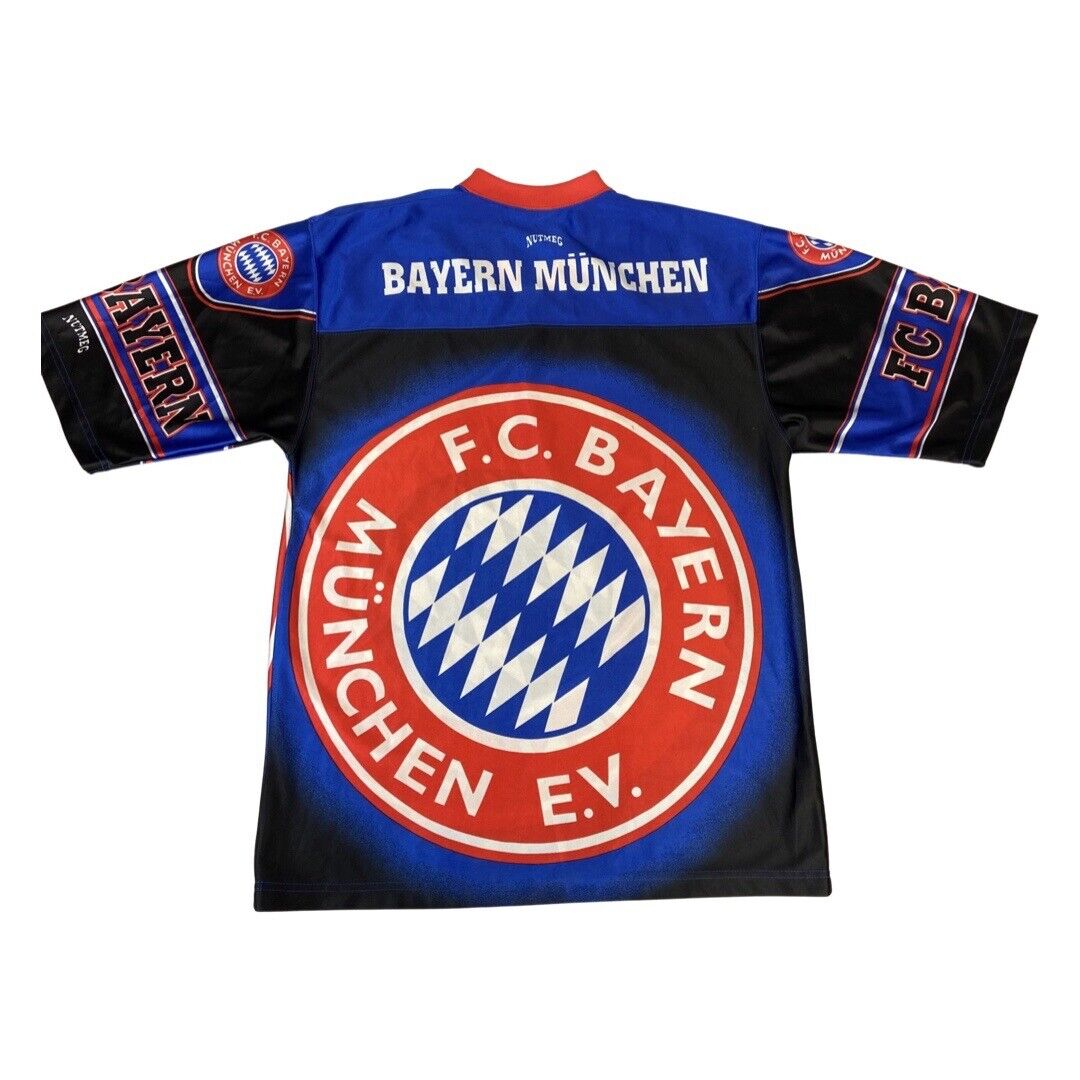Vintage 90's Nutmeg Mills F.C. Bayern Munchen E.V. T-Shirt Jersey Large