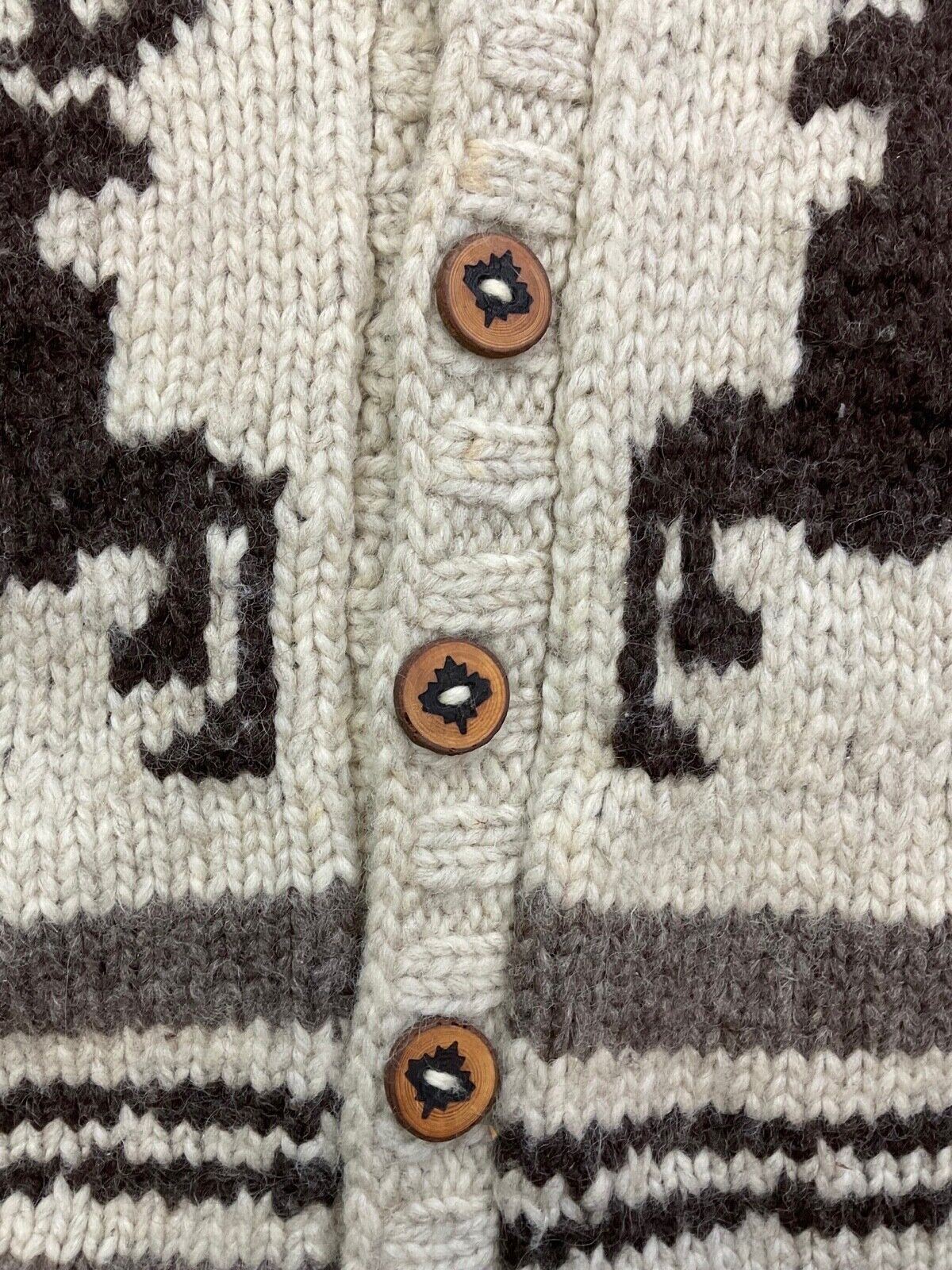 VINTAGE 70s MENS WOOL COWICHAN GRAPHIC KNIT ROCKABILLY CARDIGAN 48”