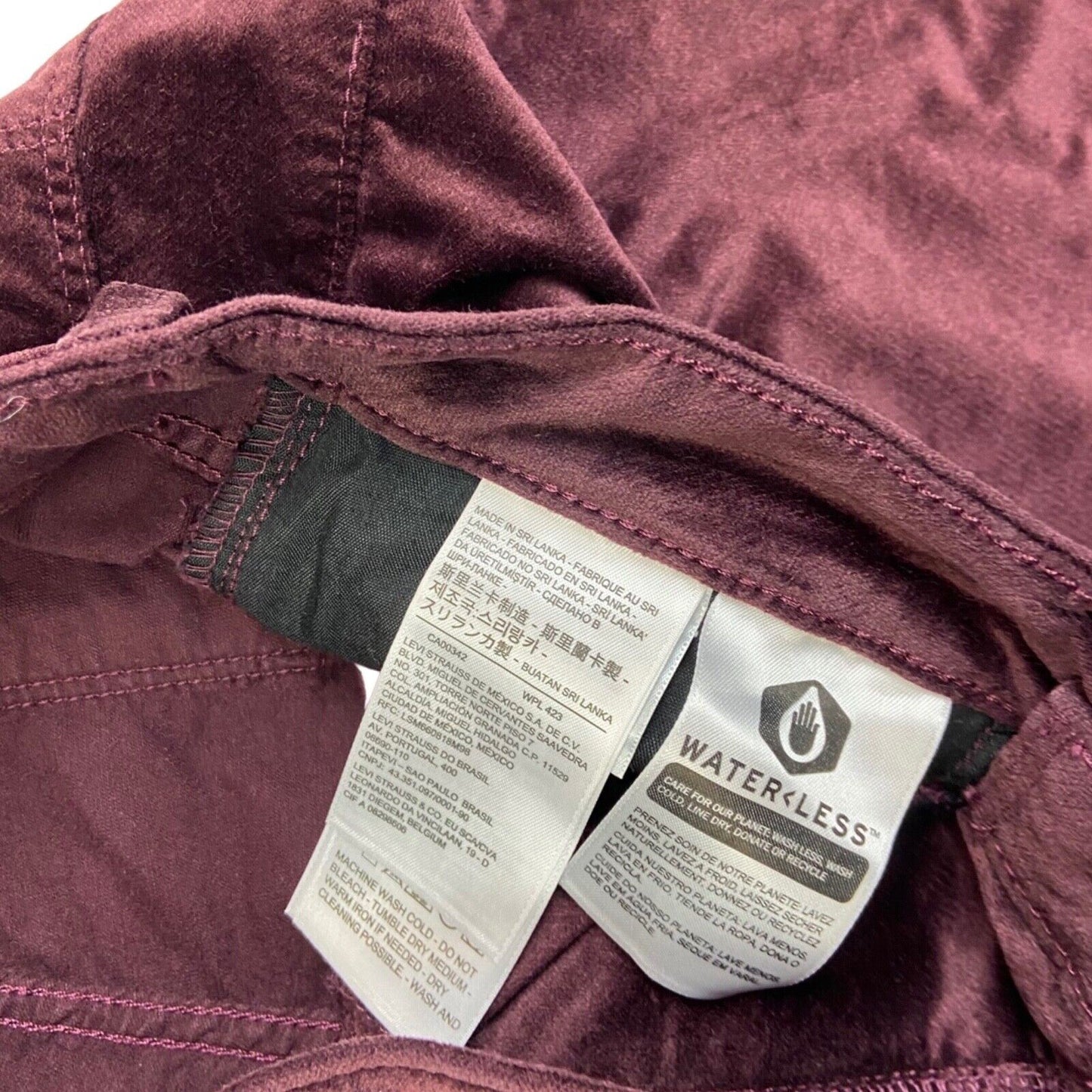 LADIES LEVIS BIG E PREMIUM 721 MAROON HIGH RISE SKINNY VELVET JEANS 29 W 30 L