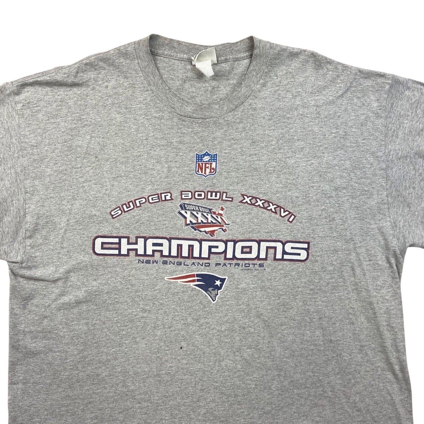 Vintage 2002 XXXVI Superbowl New England Patriots Tom Brady Lee Sports Tshirt XL